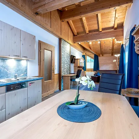 Alpenliving Apartment Mayrhofen